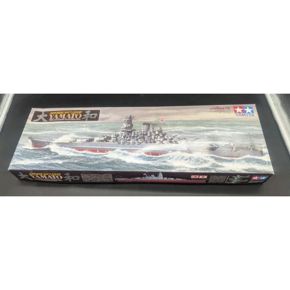 TAMIYA 1/350 Ship Series No.30 Japanese Battleship Yamato Kit Unassembled READ!